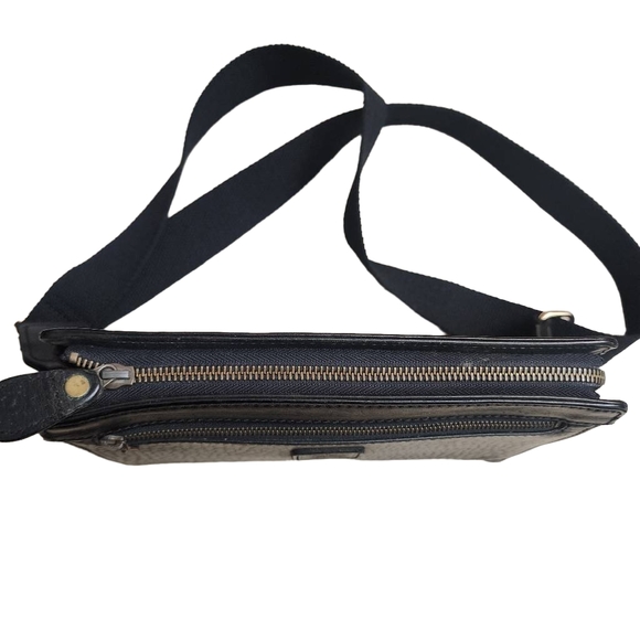 Authentic black leather vintage BURBERRY'S clutch converted to crossbody bag - Picture 5 of 9